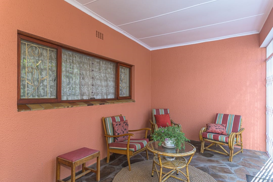4 Bedroom Property for Sale in Voelklip Western Cape